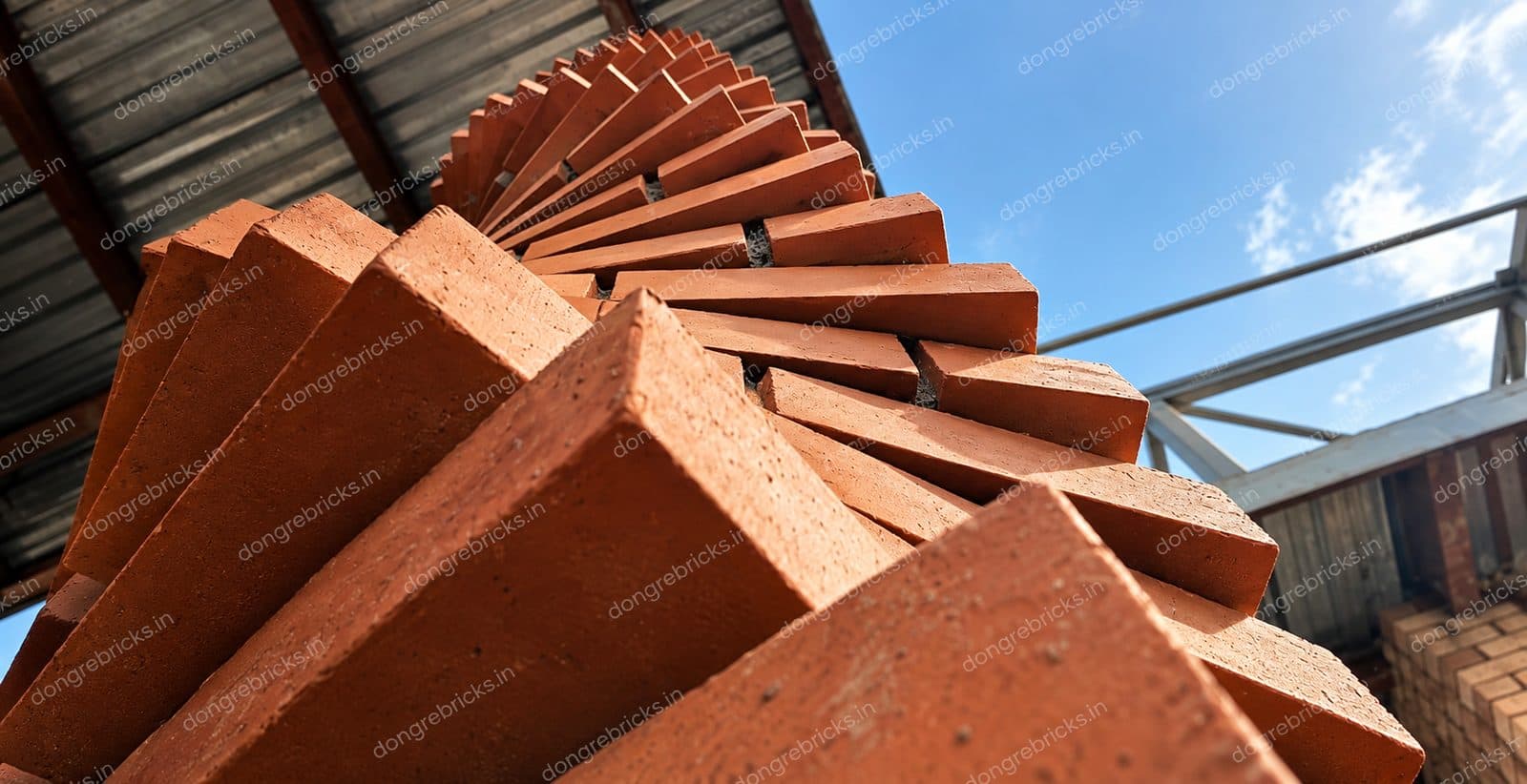 Close-up of the column's solid bricks - faces and ends show no perforation